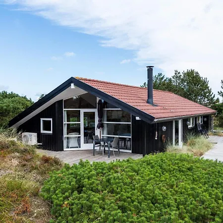 Holiday home Holiday Henne Lxxiv